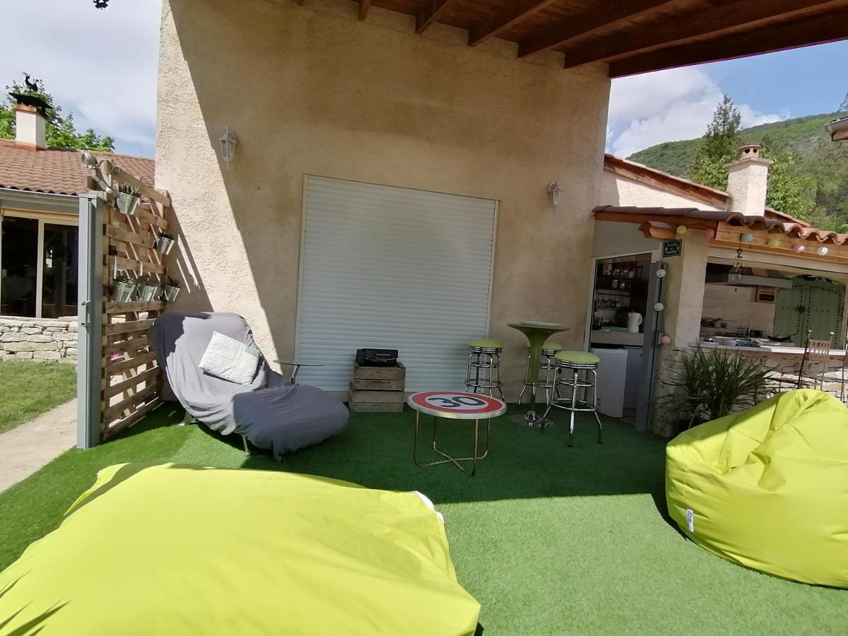 Chambre Familiale "Le Pecher" Saillans  Exterior foto